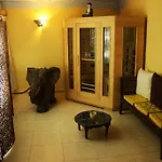 Апартаменты Leon Montimar